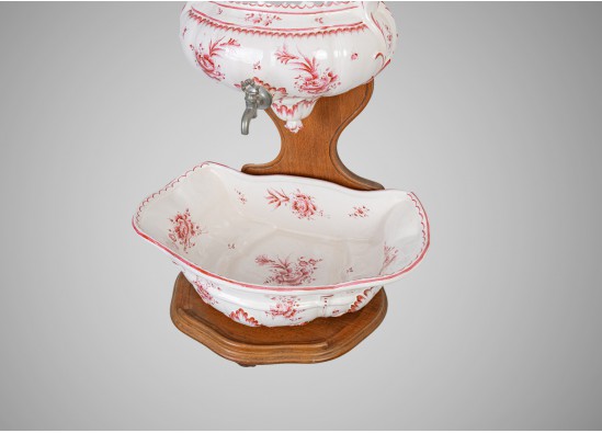 Wall-mounted washbasin