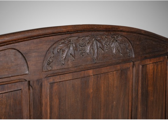 Bedroom furniture set