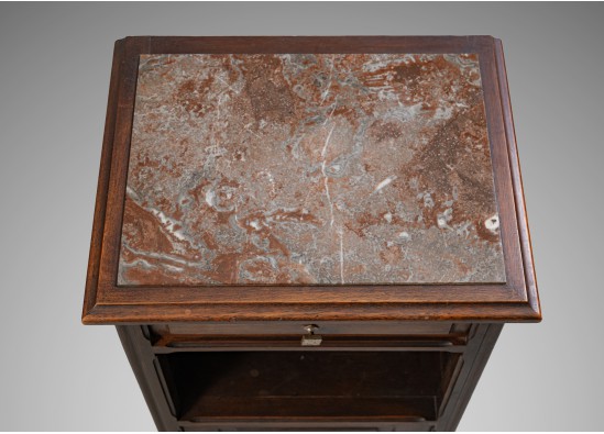 Bedroom furniture set