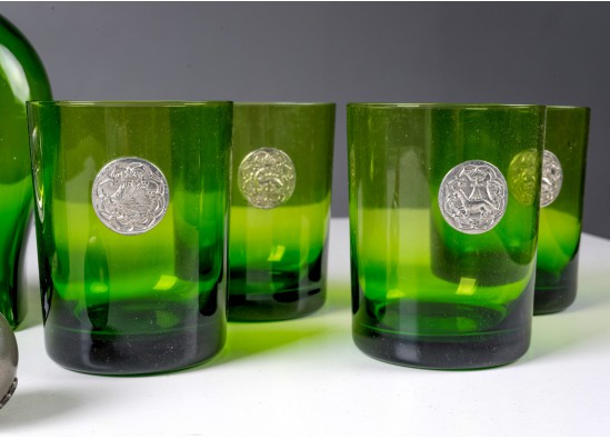 Decanter and glasses set