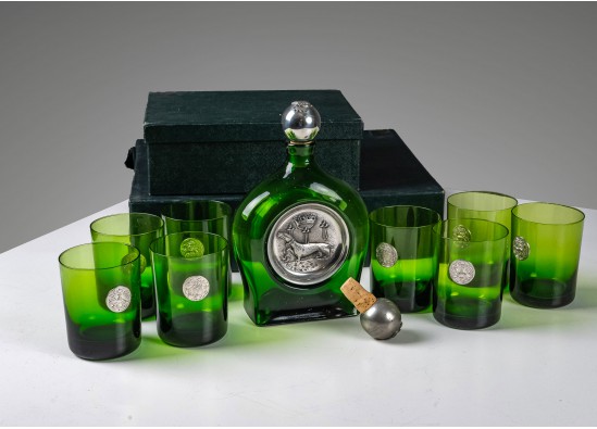 Decanter and glasses set