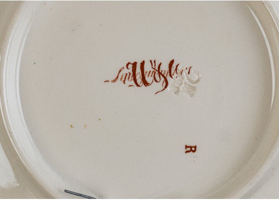 Decorative plate