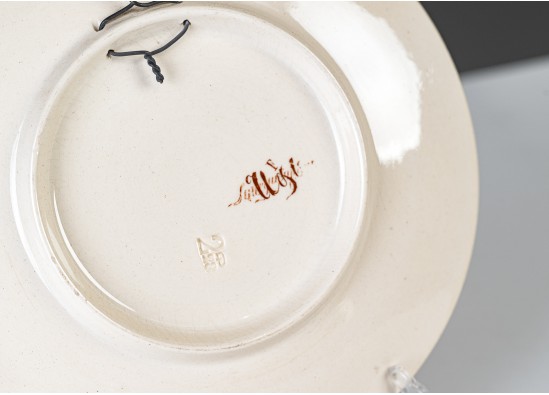 Decorative plate