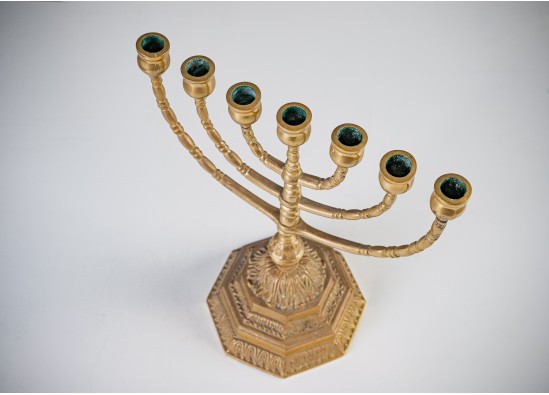 Menorah candleholder