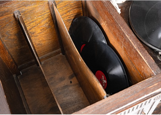 Gramophone