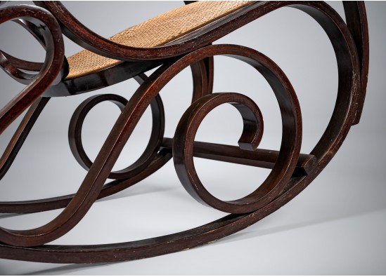 Rocking armchair