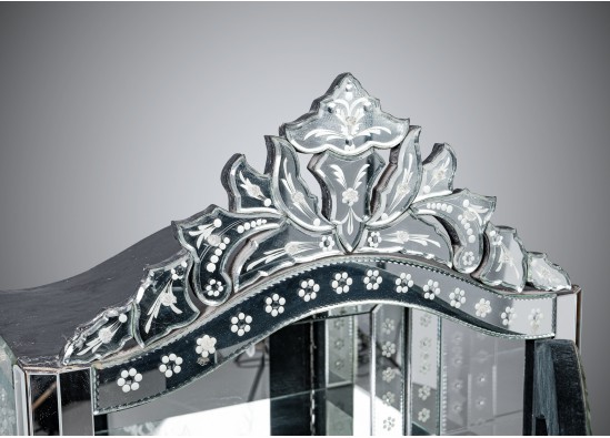 Display cabinet