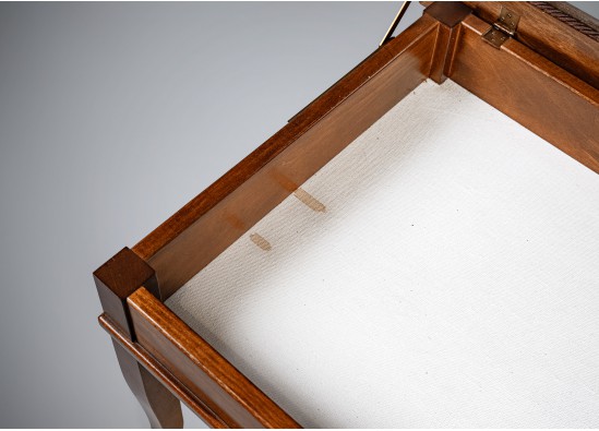 Display table