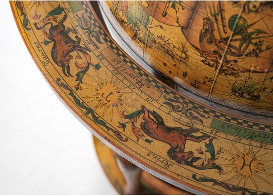 Globe bar