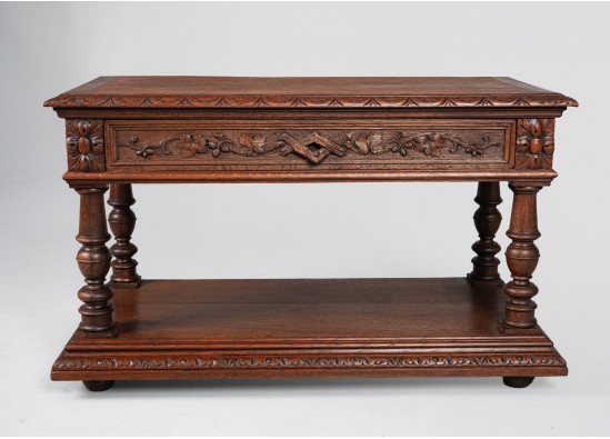 Dessert sideboard