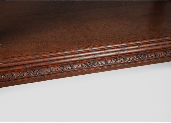 Dessert sideboard