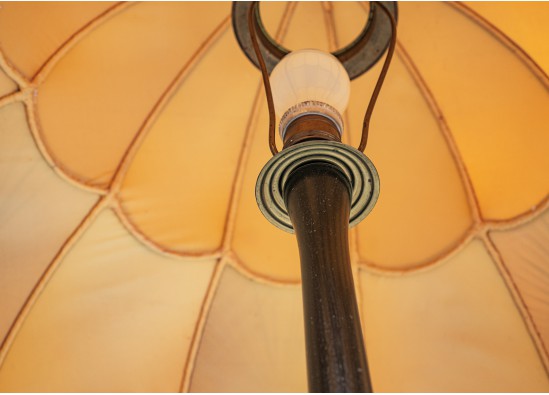 Floor lamp