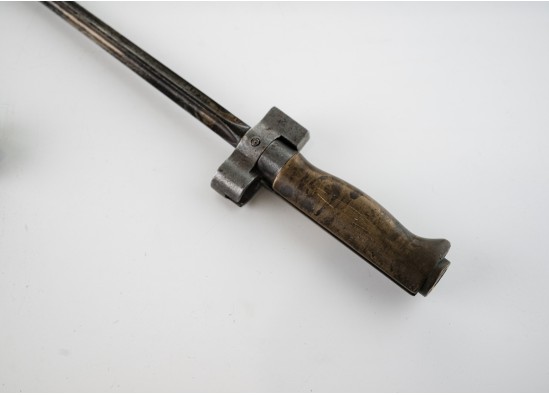  Dagger