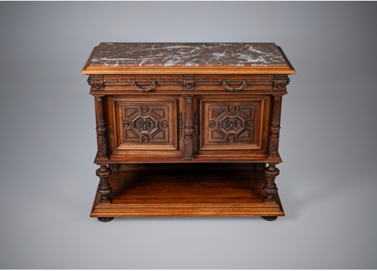 Dessert sideboard