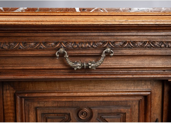 Dessert sideboard