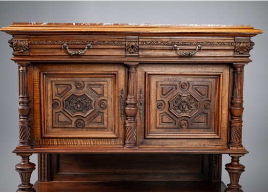Dessert sideboard