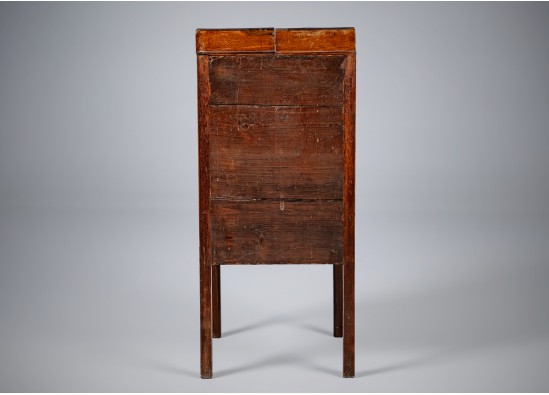 Bar dresser