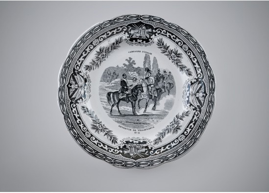 Set of 6 decorative plates.