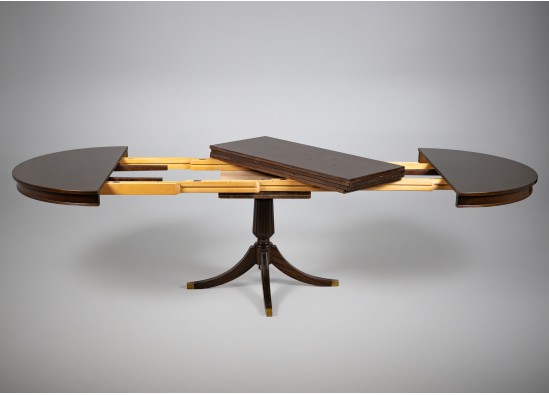 Dining room furniture set
