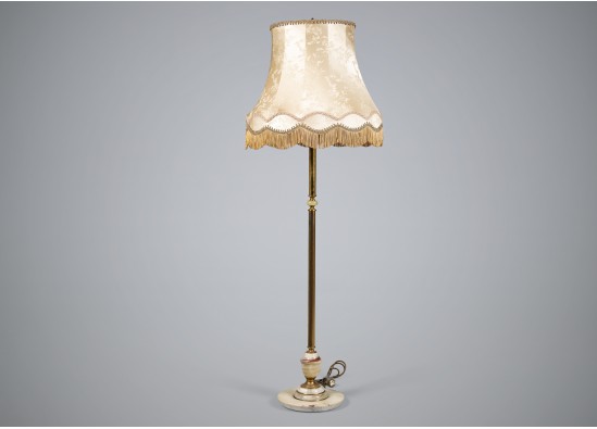 Floor lamp