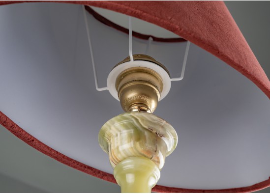 Table lamp