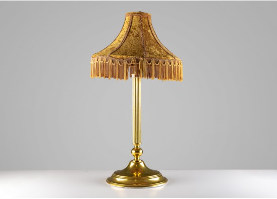 Table lamp