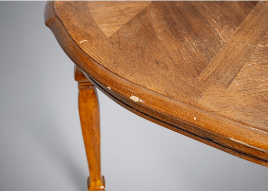 Dining room furniture set