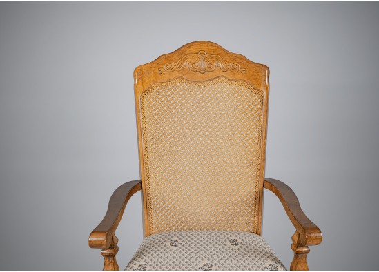 Dining room furniture set