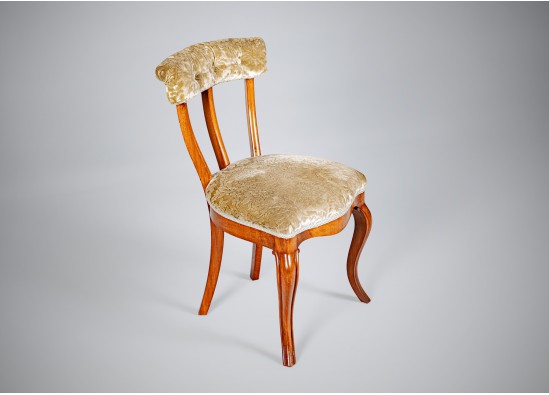 Set of chairs (4 pcs.).