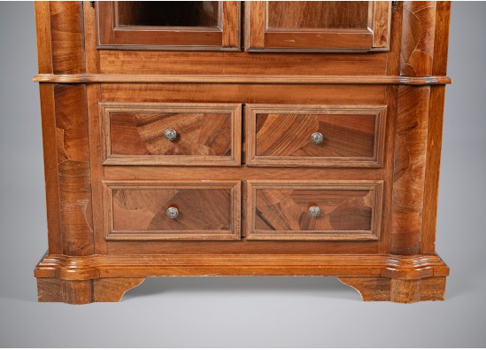 Display cabinet