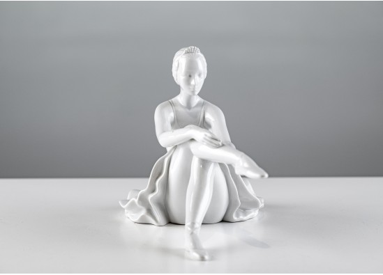 Figurine