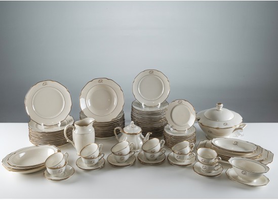 Dinner set
