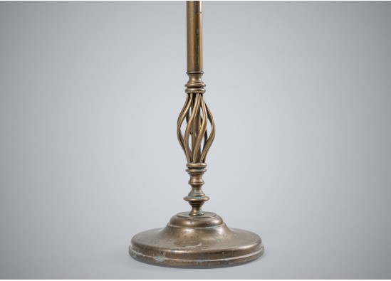 Floor lamp