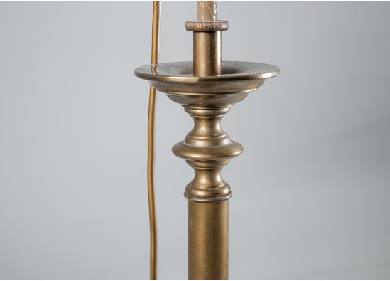 Floor lamp