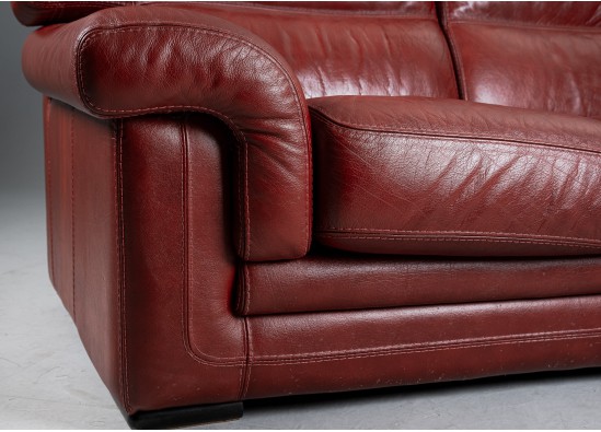 Upholstered bench