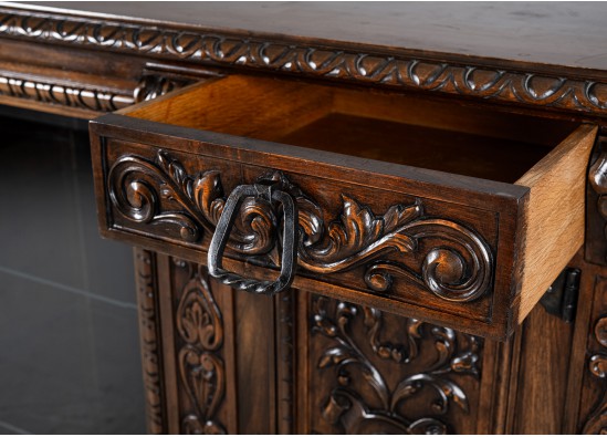 Sideboard