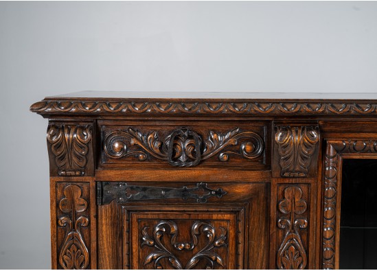Sideboard