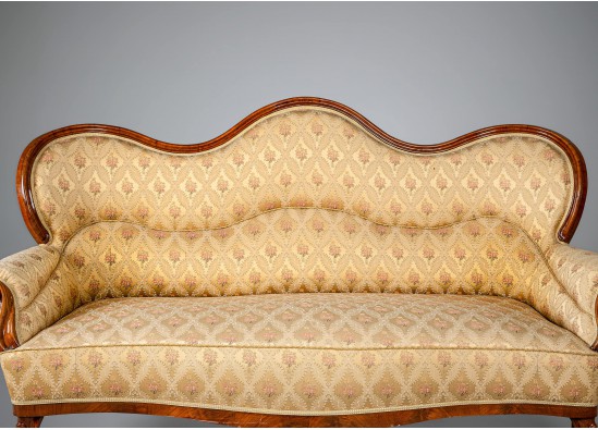 Upholstered bench